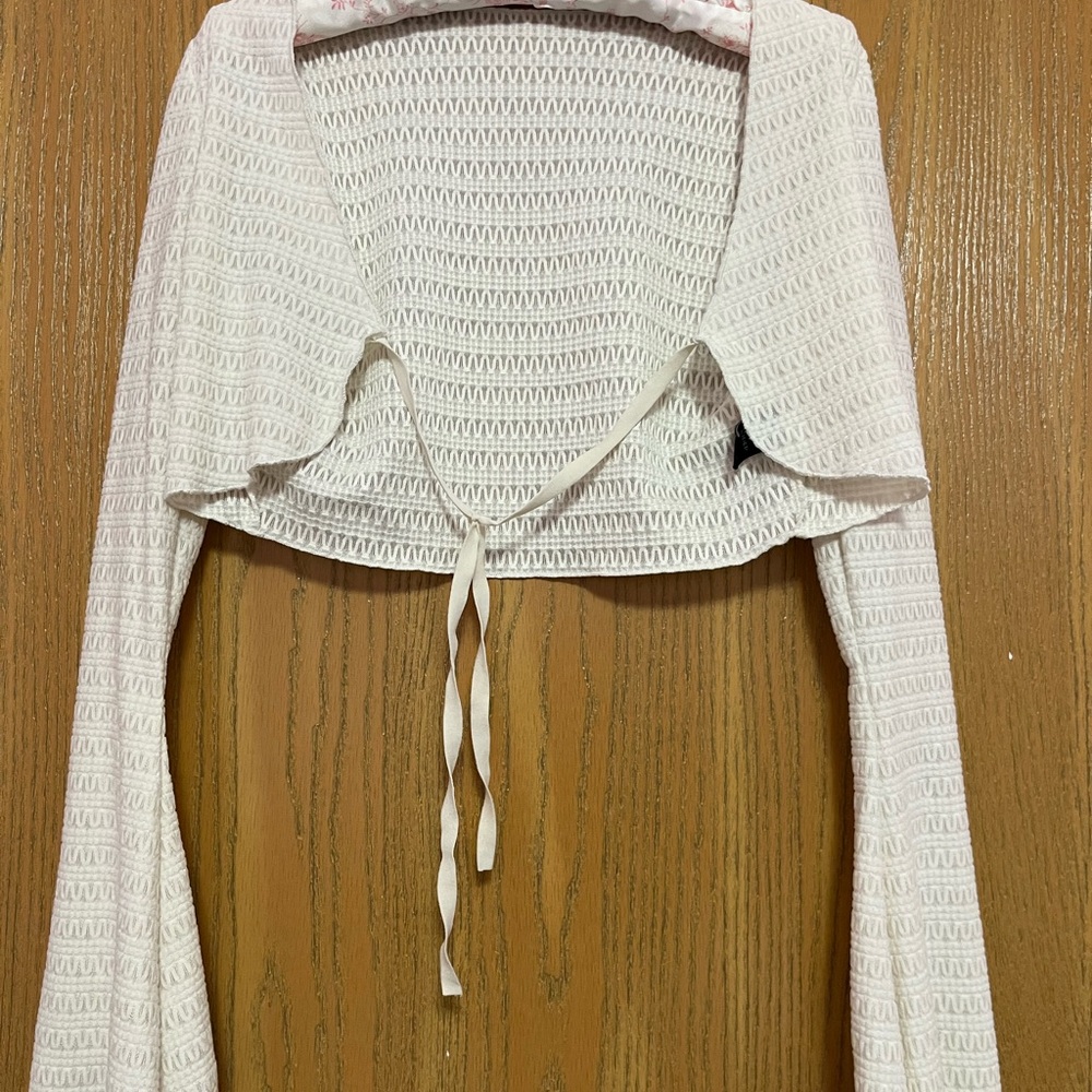 White Knit Cropped Tie-Front Cardigan Beach Cover-Up